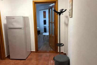 Garsoniera Zona 1 Decembrie - 3