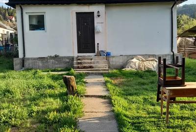 Casa +Teren 720m patrati - 2