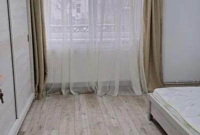 Apartament cu 2 camere decomandat în Cornișa - 2