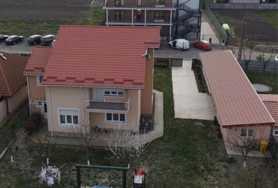 Casă cu 4 camere în Moșnița Veche - 1