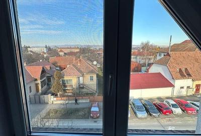 Apartament cu 3 camere decomandat în Central - 5