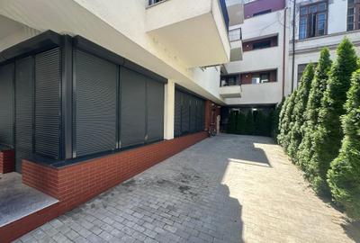 Apartament in bloc mic, nou, nemobilat, excelent firma, centrala proprie - 12