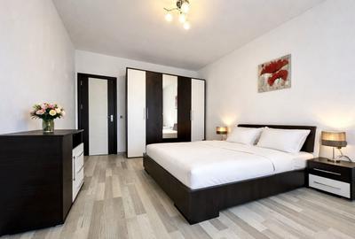 Apartament cu 2 camere, mobilat în Tractorul - 4