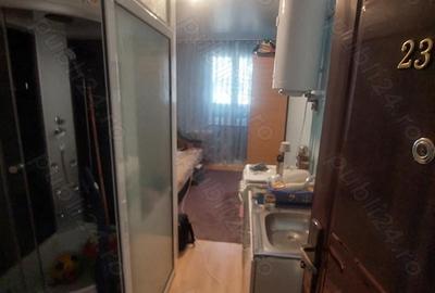 Garsonieră decomandată în Micro 19 - 5