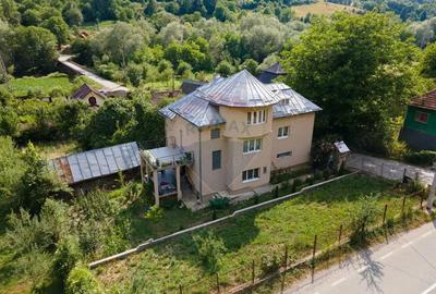 Casa / Vila de vanzare COMISION 0% - 6