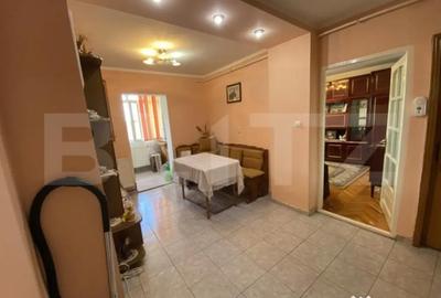 Apartament cu 3 camere decomandat în Central - 3