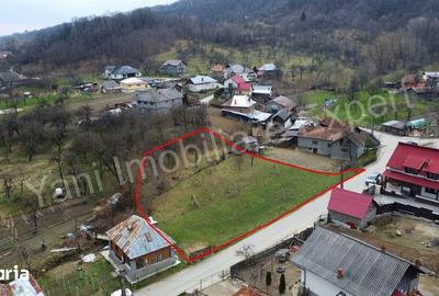 Teren de 1858 mp, în Albești - 4