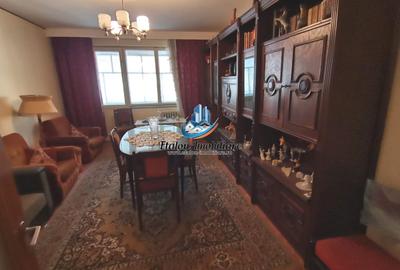 Apartament 4 camere (3decomandate+hol spatios) etaj 6 zona Maratei - 8