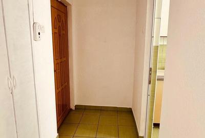 Apartament cu 2 camere semidecomandat în Mazepa 1 - 3