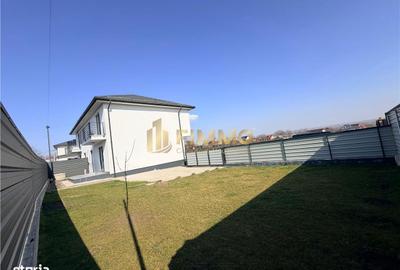 Casă cu 4 camere cu Teren 300 Mp în Ipotești