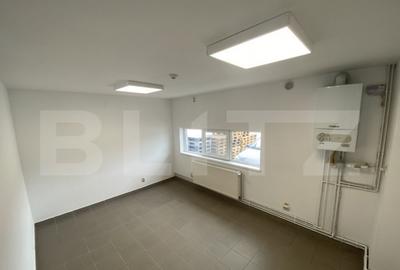 Spațiu comercial, de 322 mp, în Central - 7