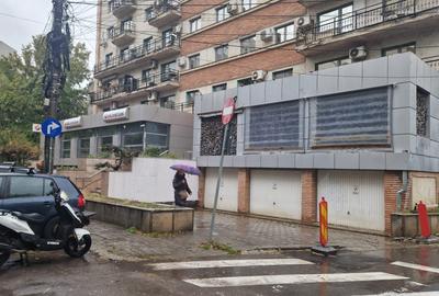 Tineretului-C-tin Motru-suprafata 37 mp-pret 160000 euro - 3