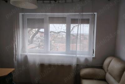 Apartament cu 3 camere decomandat în Central - 2