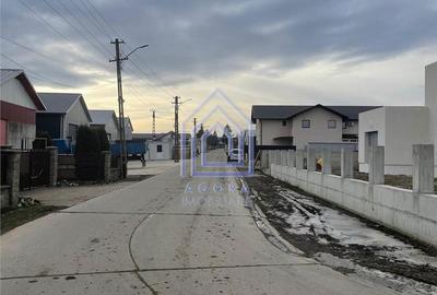 Spațiu comercial, de 680 mp, în Central - 3