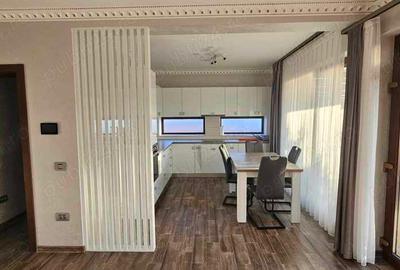 Casă cu 7 camere cu Teren 545 Mp în Centura - 5