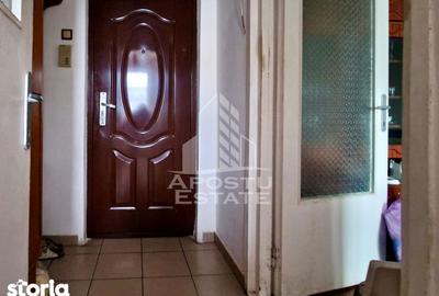 Apartament cu 2 camere semidecomandat, mobilat în Aurel Vlaicu - 2
