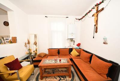 De vanzare casa cu 3 apartamente + anexa 75 mp, Comision 0% - 27
