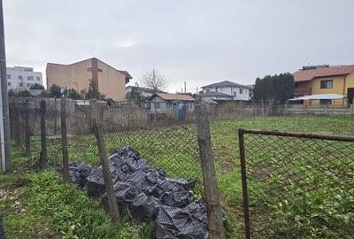 Teren de 653 mp, în Topraisar - 3