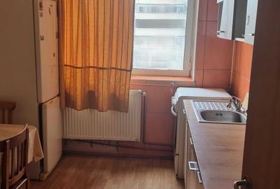 Apartament cu 3 camere decomandat în Nicolae Bălcescu - 2