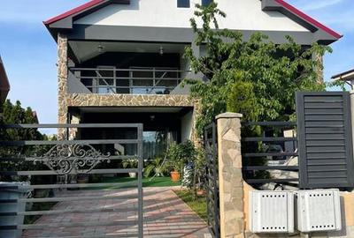 Casă cu 4 camere cu Teren 160 Mp în Central - 4