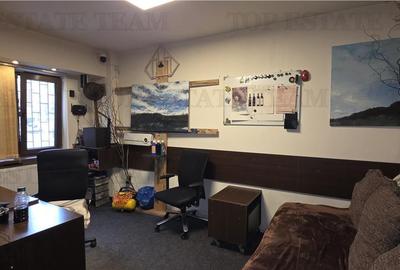 Apartament cu 3 camere decomandat în Crângași - 3