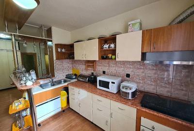 Apartament cu 3 camere decomandat, mobilat în Central - 4