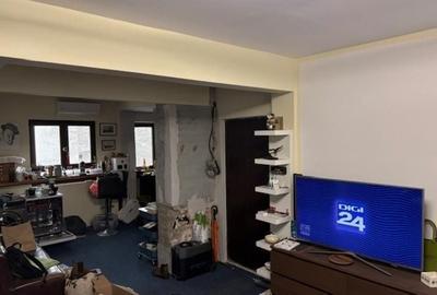 Apartament cu 3 camere semidecomandat în Cișmigiu - 1