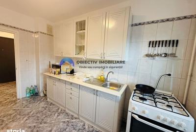 Apartament cu 3 camere decomandat în 1 Mai - 3