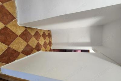 Apartament cu 2 camere decomandat în Soarelui