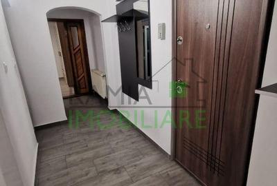 Apartament cu 2 camere decomandat, mobilat în Movilei