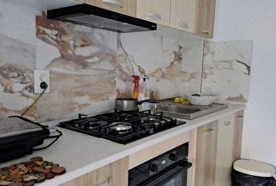 Apartament cu 4 camere în Fetești-Gară - 1