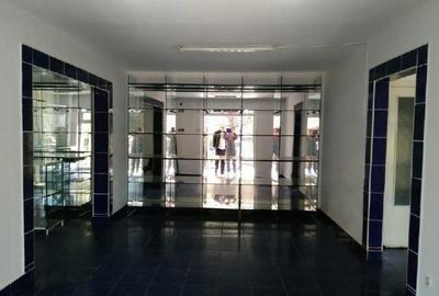 Vand spatiu comercial - 1
