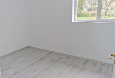 Casă cu Teren 10000 Mp în Căianu - 6