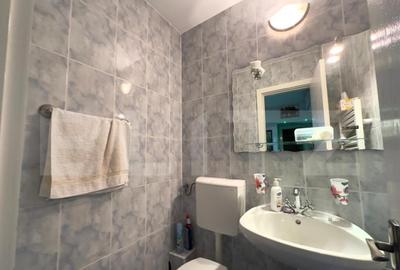 Apartament de inchiriat cu 3 camere decomandat, 81 mp - zon - 2