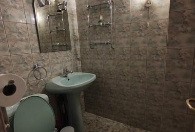 Apartament cu 3 camere decomandat, mobilat în 13 Septembrie - 9