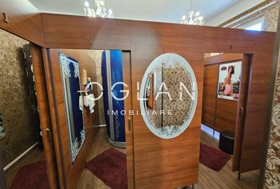 Spațiu comercial, de 65 mp, în Central - 4