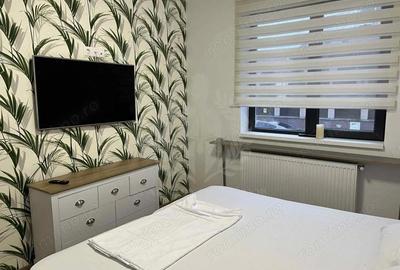 Apartament cu 3 camere decomandat în Republicii - 2