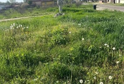 Teren Construcții intravilan de 1400 mp, în Preajba - 5