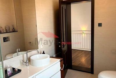 Casă cu 4 camere cu Teren 337 Mp în Central - 14