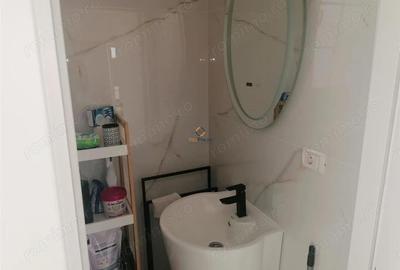 Casă cu Teren 200 Mp în Central