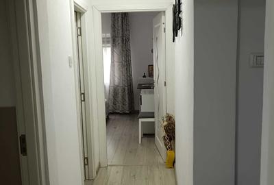 Apartament cu 4 camere decomandat în Central - 4