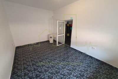 Casă individuală cu 8 camere cu Canalizare în Fabric - 12