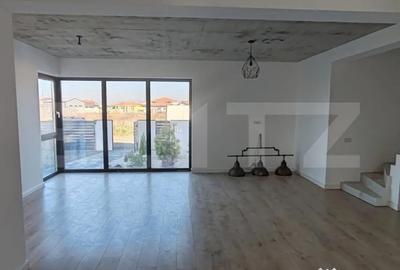 Casă cu 4 camere cu Teren 393 Mp în Urseni - 10