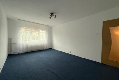 Apartament 2 camere, etaj 3/4,  mp 51 mp utili, zona Lipovei - 2