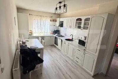 Apartament cu 4 camere decomandat în Central - 10