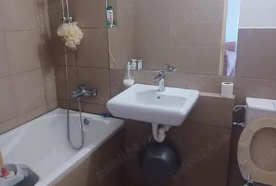 Apartament 3 camere de vanzare , M14 , Neajlov , et. 7 , 69.800 euro neg. - 6