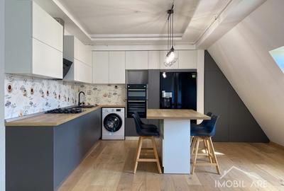 Apartament de lux cu 4 camere la mansardă - 1