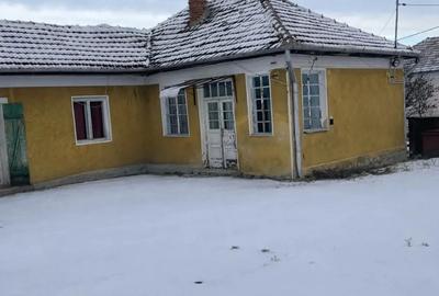 De vanzare cas tradi?ional in Cord u Bihor, dublu front stradal - 2