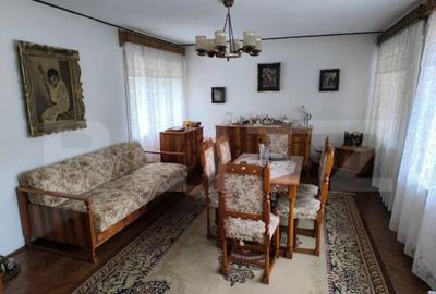 Casă cu 7 camere cu Teren 1200 Mp în Năsăud - 1