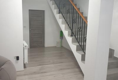 Casă cu 4 camere cu Teren 493 Mp în Central - 5